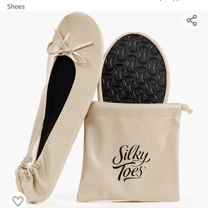 Silky Toes Ballet Flats